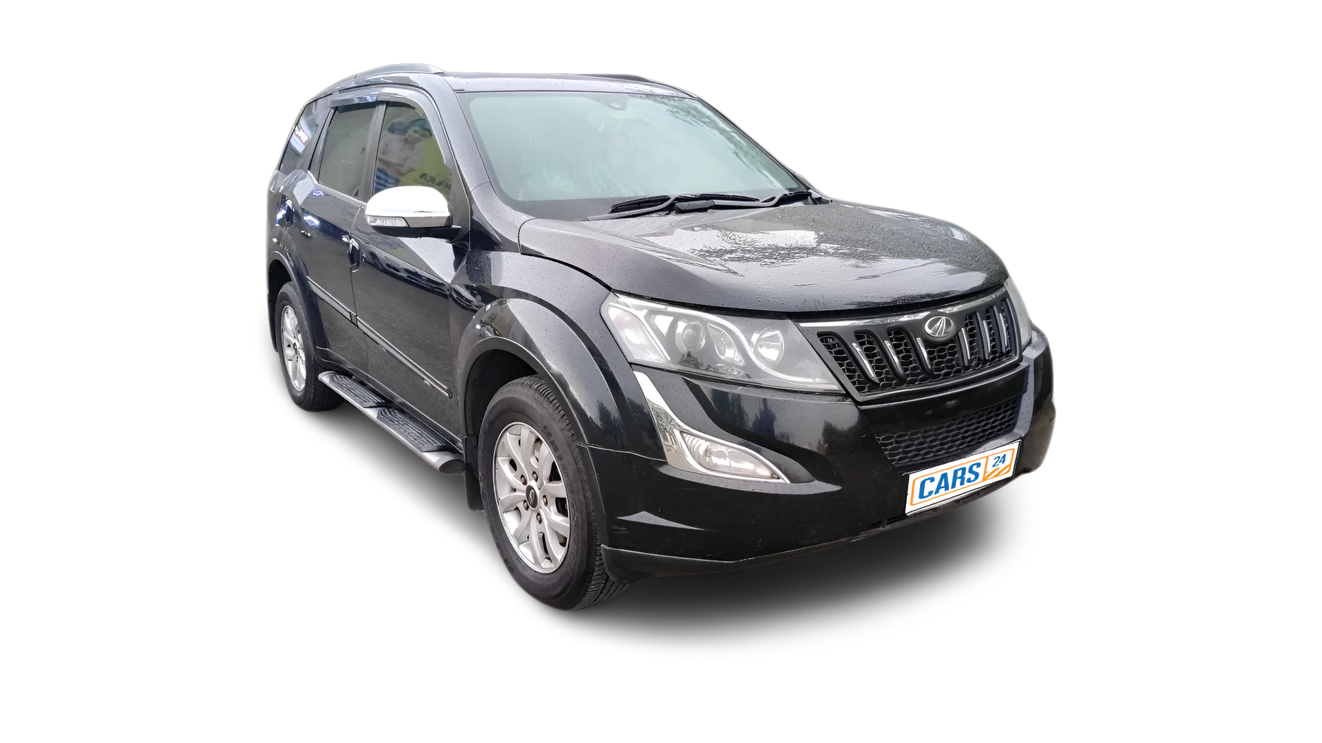 Mahindra XUV500-img